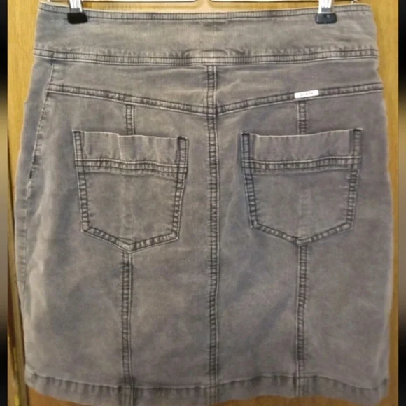 PrAna Women's Size 0 Grey Corduroy Full Button Skirt Pockets Casual Comfy Summer - Picture 2 of 6